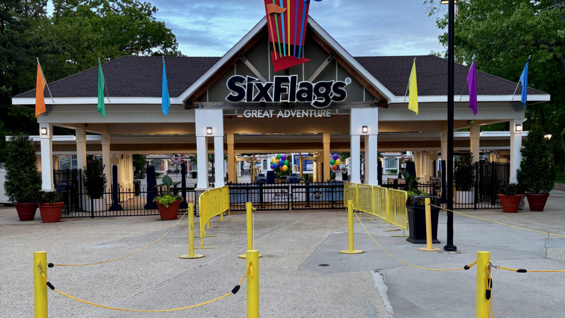 Six Flags Great Adventure Review 2026: Project Purple, Shoreline Pier & Wild Safari Surprise